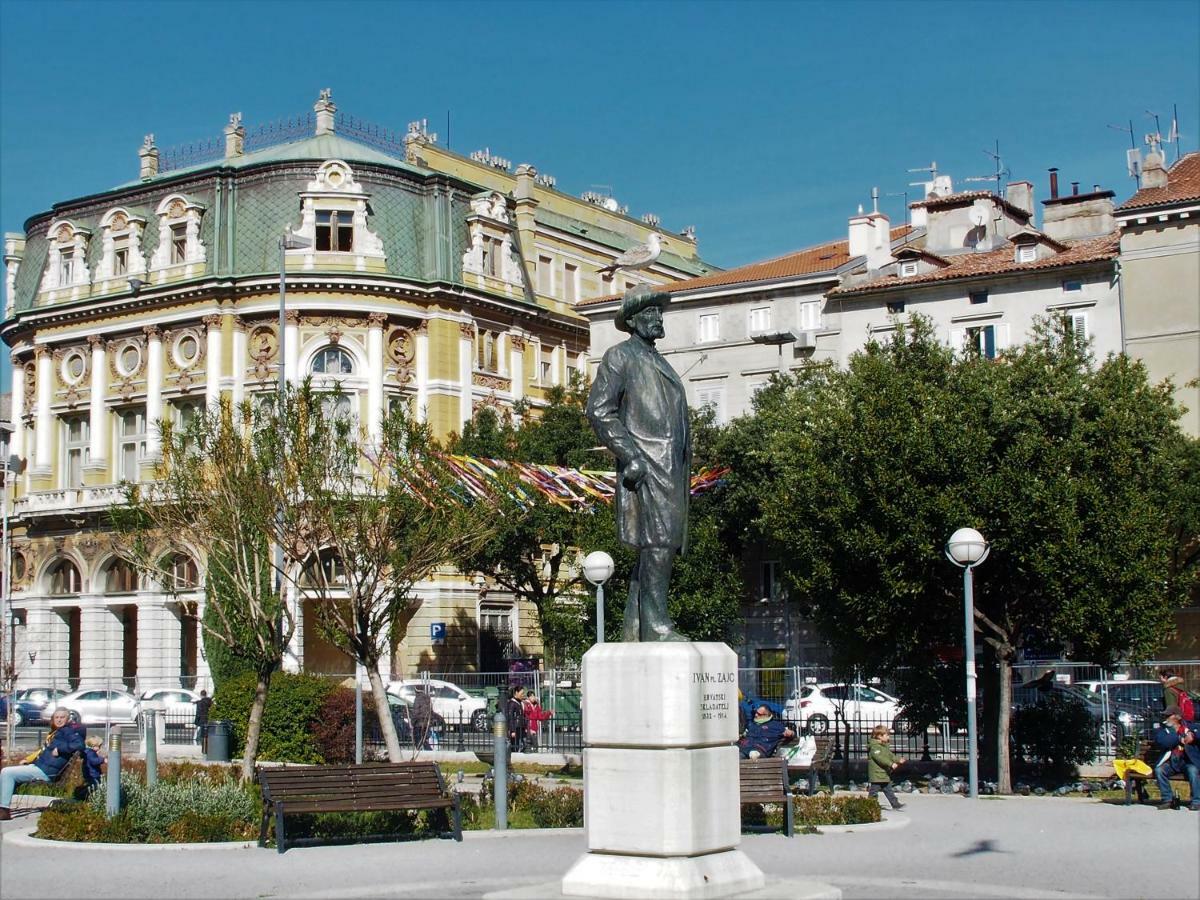 Appartement Studio Apartman Baronessa Adriana à Rijeka Extérieur photo